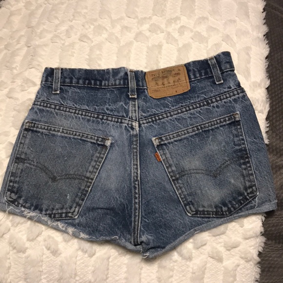 Levi’s vintage jean short - Picture 2 of 3